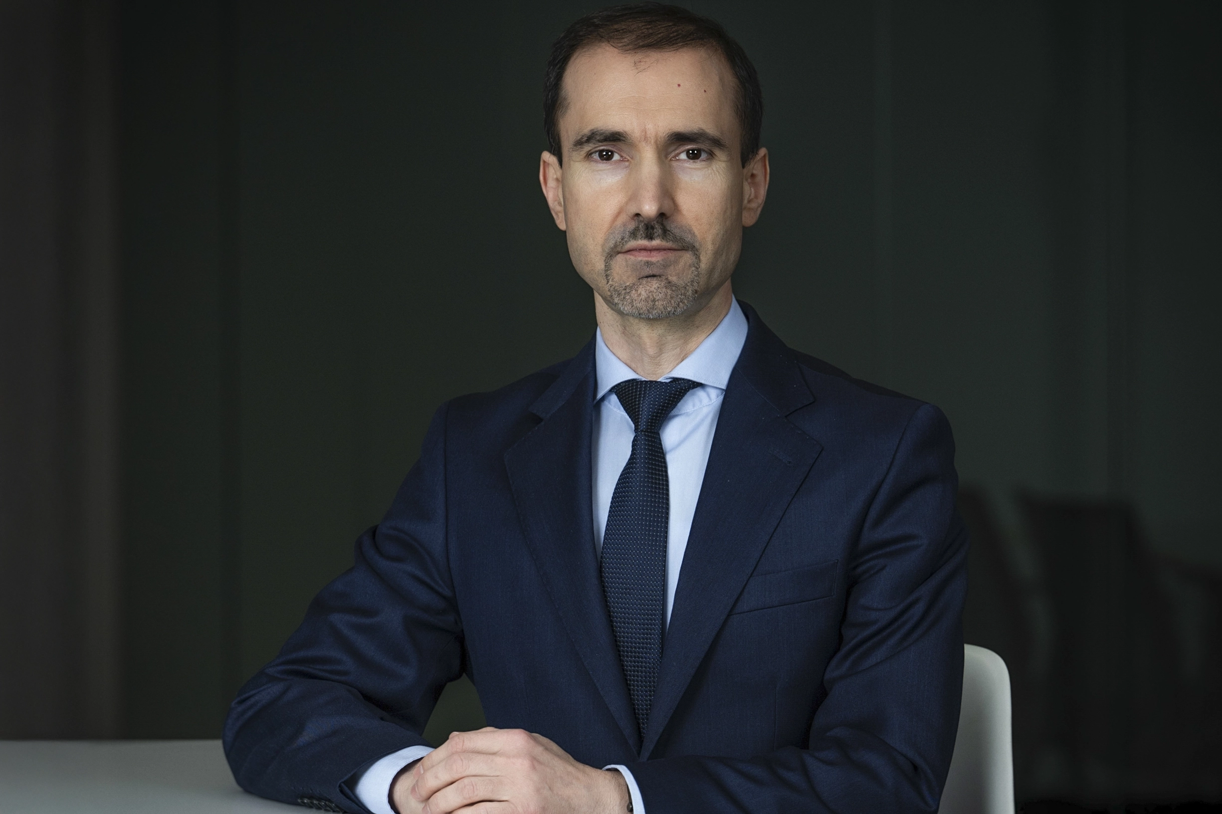 Асен Великов