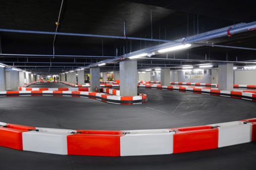 Забавление на високи скорости в Sofia Karting Ring